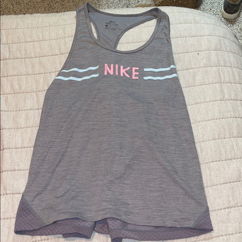 nike tank top